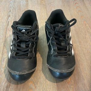Adidas kids baseball cleats - black - size 11